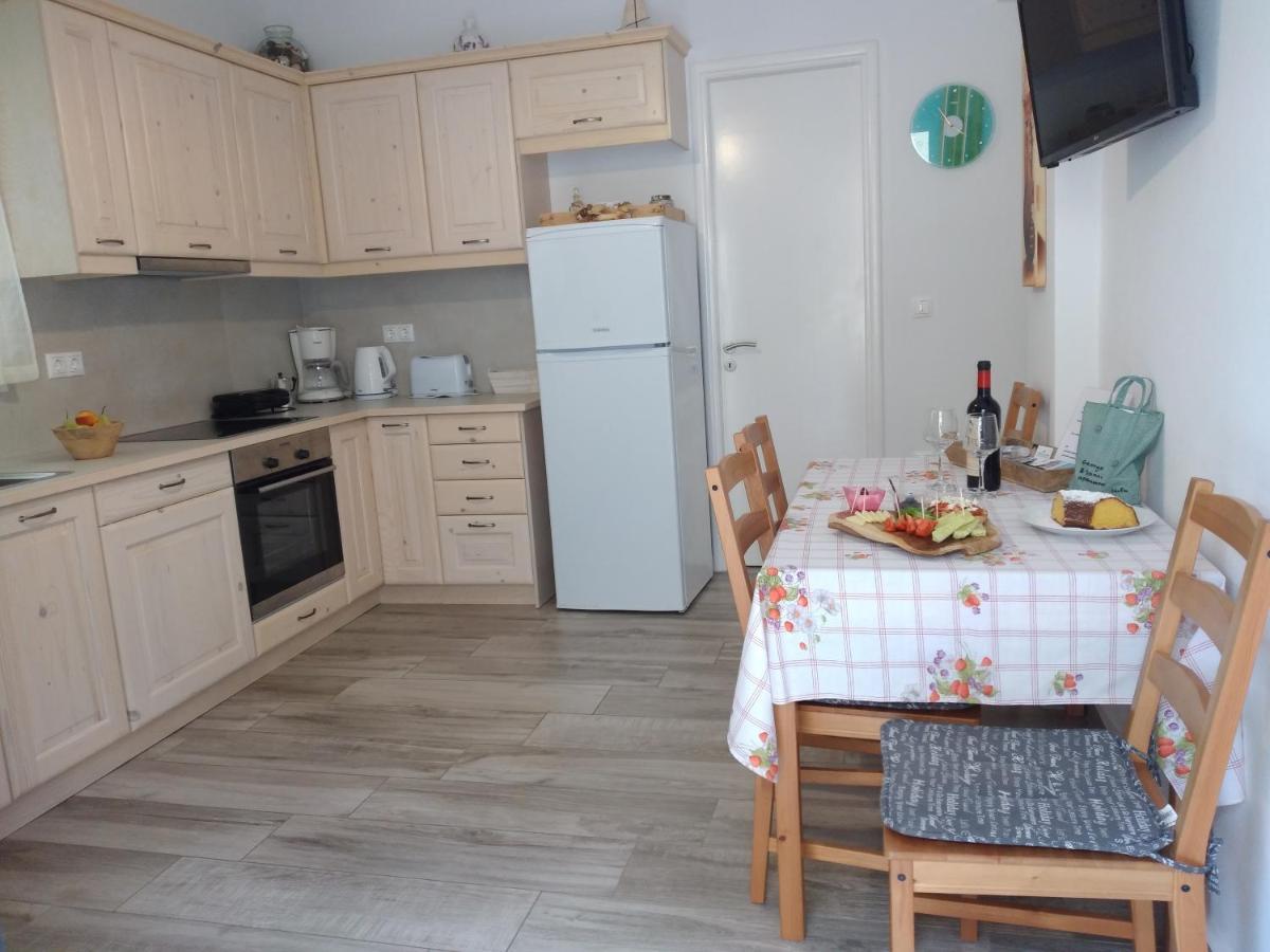 George And Danai Apartments Kassiopi Exterior foto